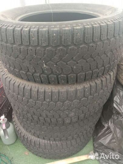 Yokohama A008 265/60 R18