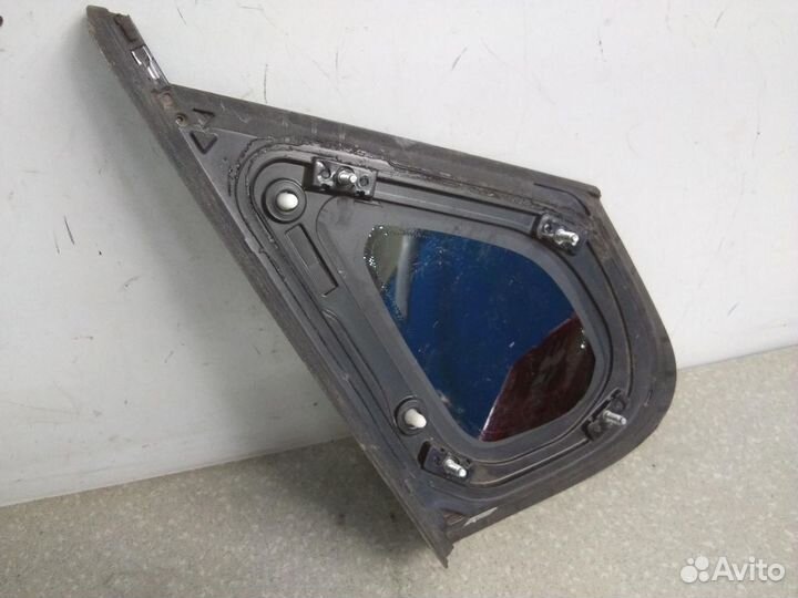 Стекло кузовное глухое правое Kia Optima IV 2016