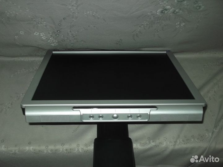 Acer AL1722 - два штука питание 12V