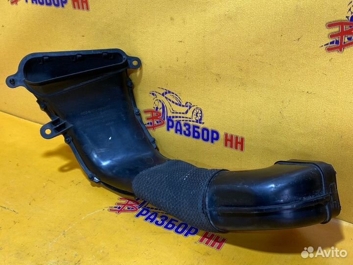 Воздухозаборник Jaguar XF I (2007—2011) X250 C2Z1684