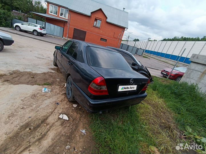 Mercedes-Benz C-класс 1.8 AT, 1997, 350 000 км