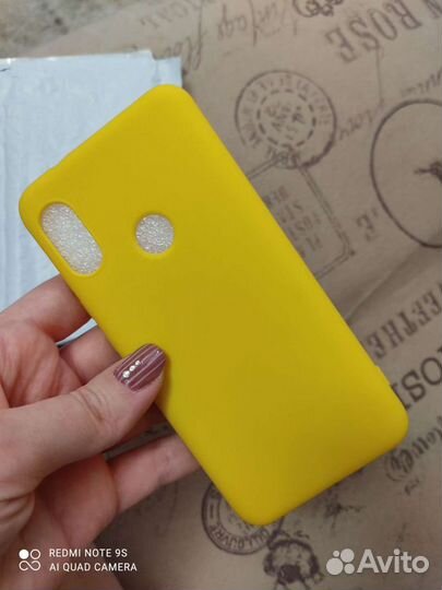 Чехол на RedMi 6 Pro новый