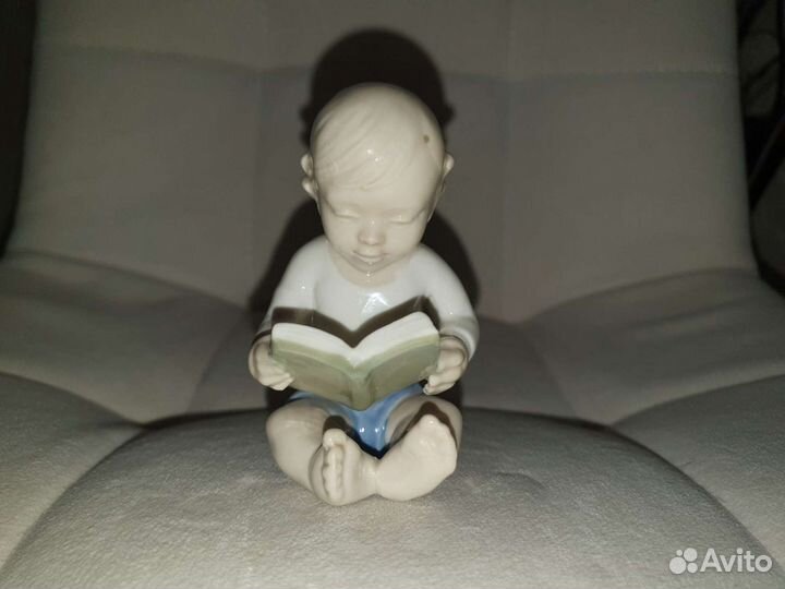 Редкая. Фарфоровая статуэтка. оригинал