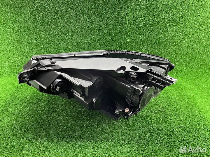 Фара правая passat B8 14-20