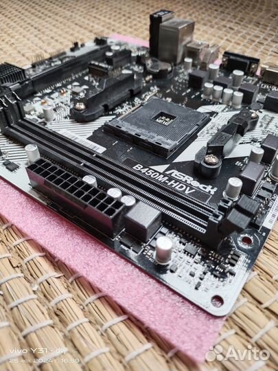 Материнская плата ASRock b450M-HDV R4.0