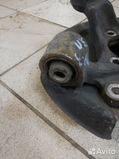 Цапфа задняя правая Mitsubishi Pajero V97W 3.8