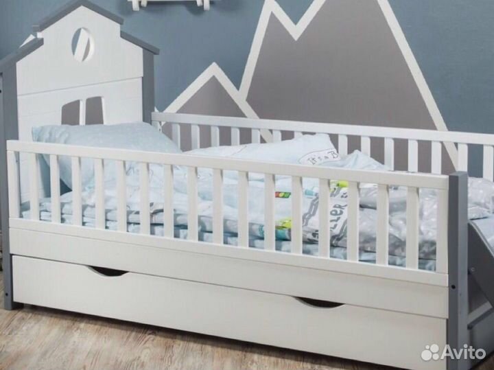 Кровать детская Массив бука