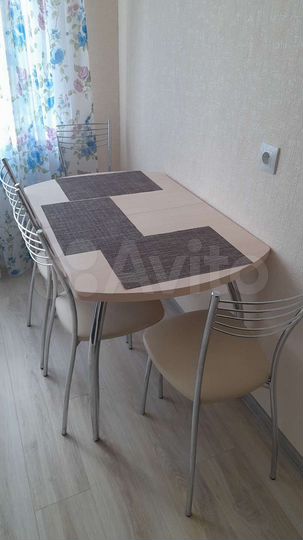 2-к. квартира, 63 м², 7/17 эт.