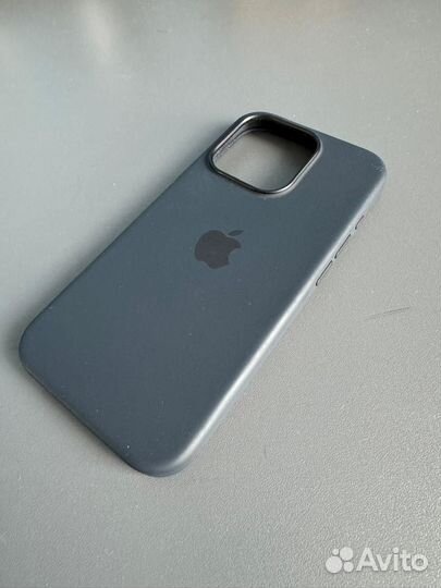 Чехол на iPhone 15 pro