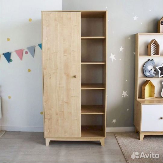 Шкаф в детскую