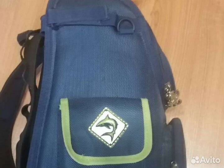 Портфель- ранец синий в отличном состоянии