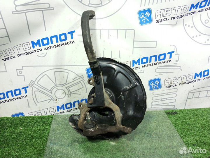 Кулак поворотный передний левый Mercedes-Benz