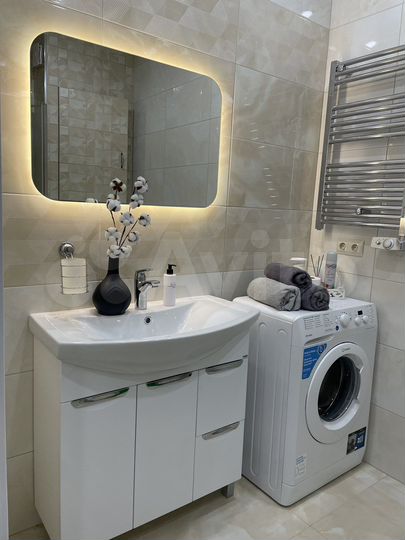 2-к. квартира, 56 м², 6/17 эт.