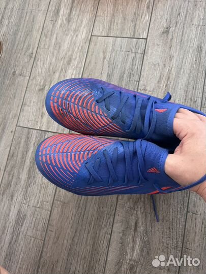 Футбольные бутсы 40 adidas predator