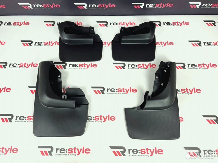 Брызговики Toyota Land Cruiser 80 Под фендера