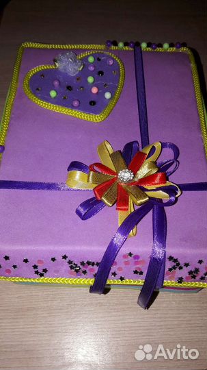 Коробка для подарка