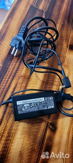 Зарядка на ноутбук acer