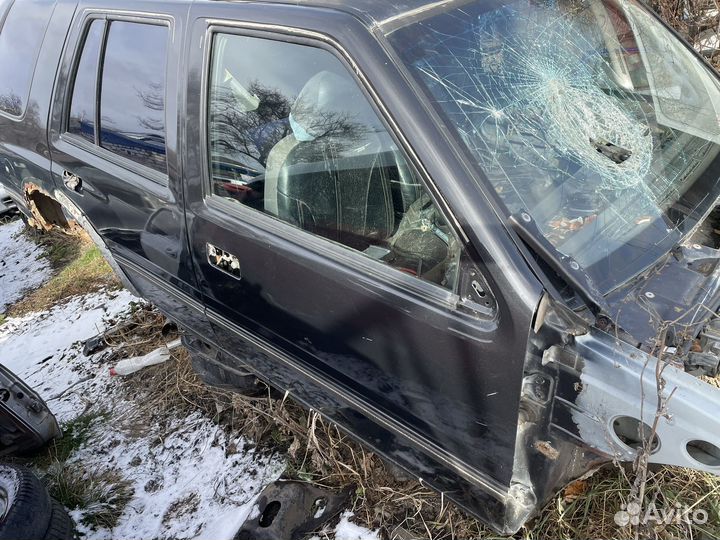 Двери Opel Frontera