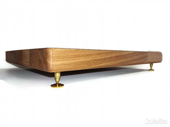 Подиум, площадка под проигрыватель пластинок