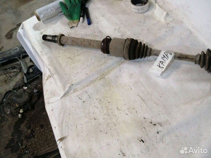 Привод правый Toyota Camry 30