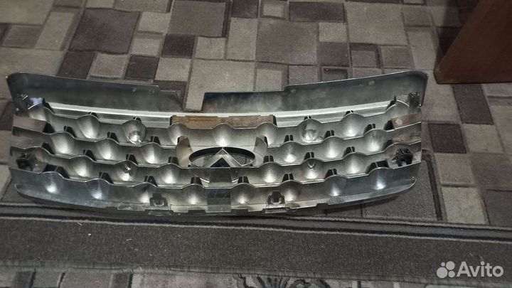Решетка радиатора infiniti