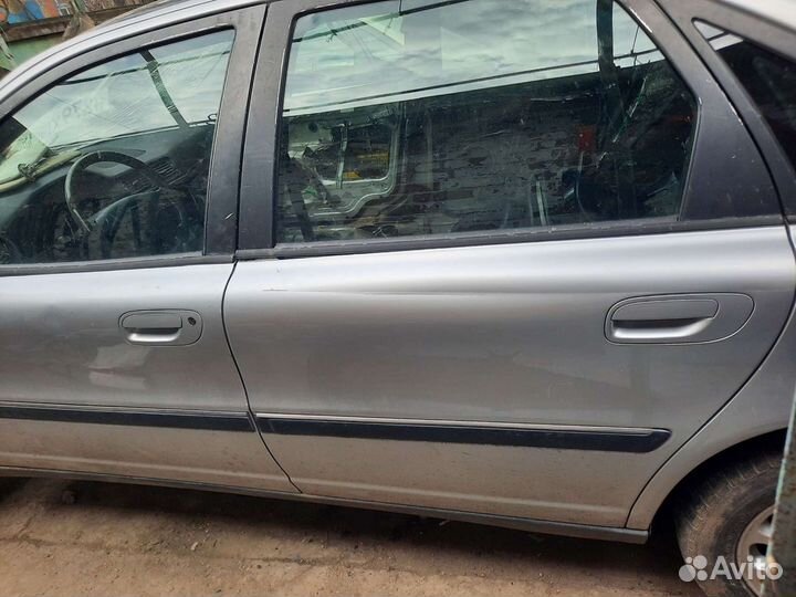 Дверь Volvo s80