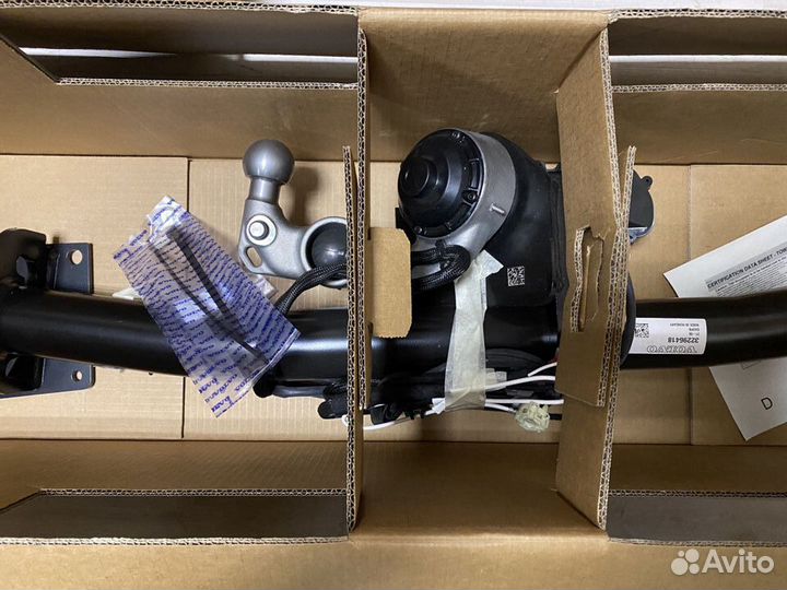 Фаркоп с электроприводом Volvo XC60 II