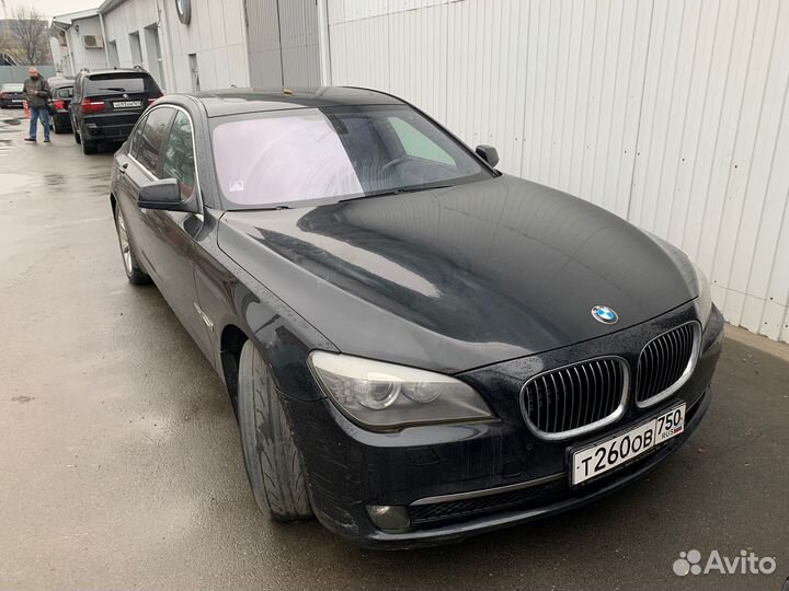 Разбор BMW F01 F02 750 LiX N63B44A