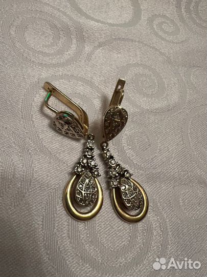 Золотые серьги