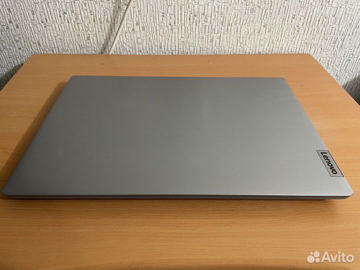 Ноутбук core i5 (10-го поколения)