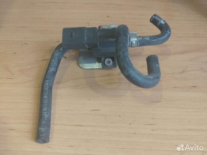 Электромагнитный клапан VAG 06F906283F