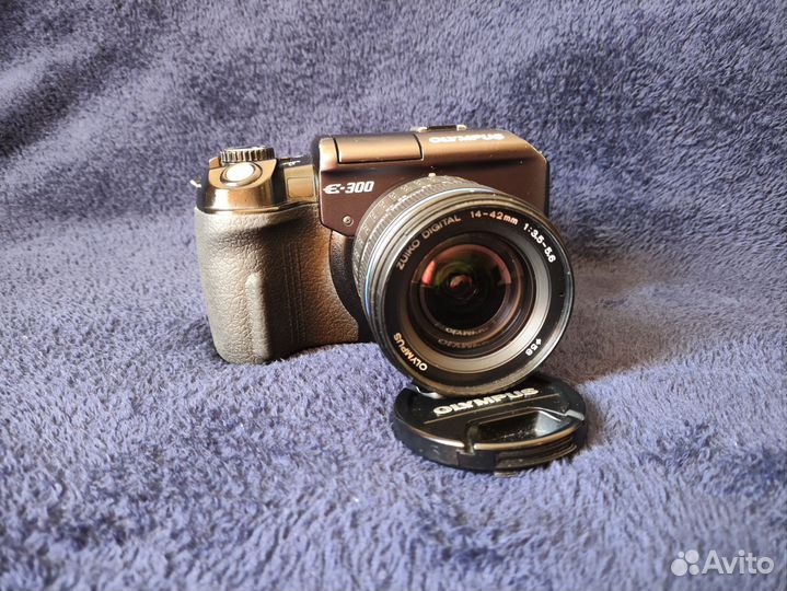 Olympus E-300