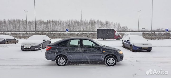 LADA Granta 1.6 МТ, 2015, 115 600 км