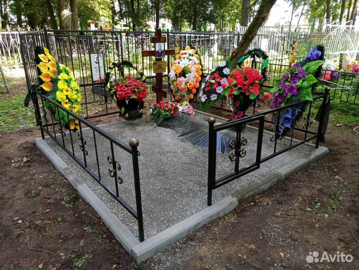 Благоустройство могил/ подсыпка/ покраска оградок