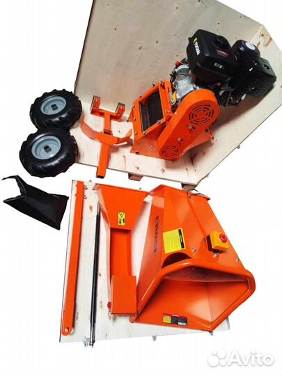 Измельчитель веток Grost WCH 300 213266