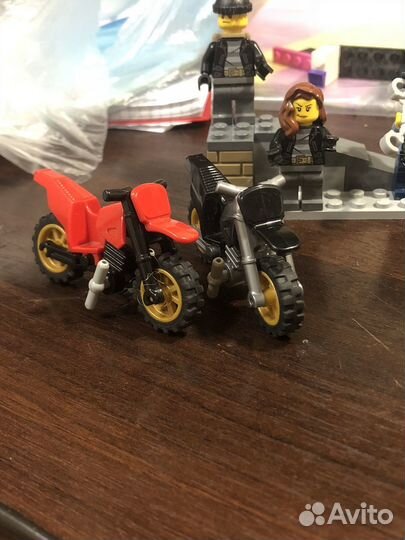 Лего фриендс и лего сити