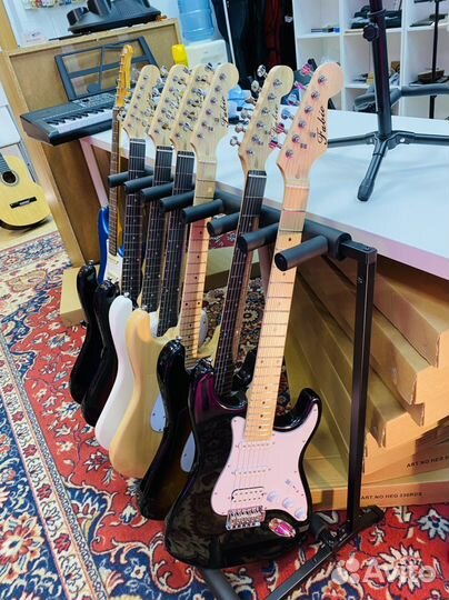 Электрогитара Новая для начинающих