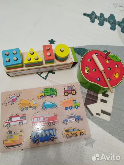 Развивающие игрушки пакетом