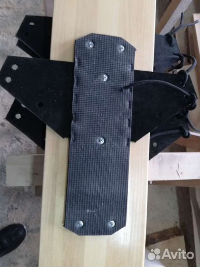 Лыжи охотничьи новые