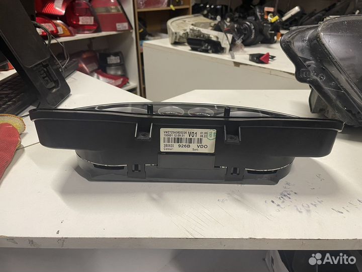 Панель приборов Volkswagen Passat B5+