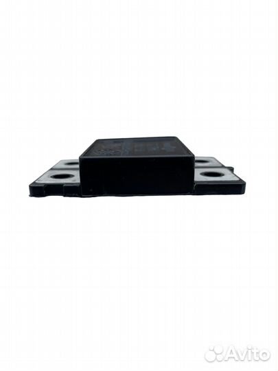 Регулятор напряжения Я112А Москвич