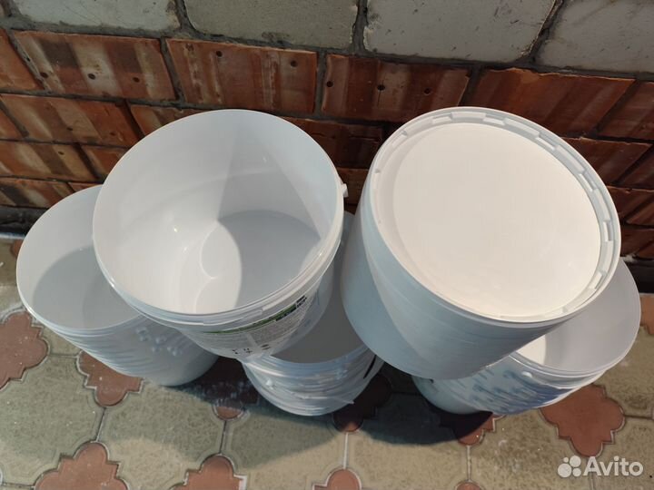 Ведро пластиковое 10 литров с крышкой