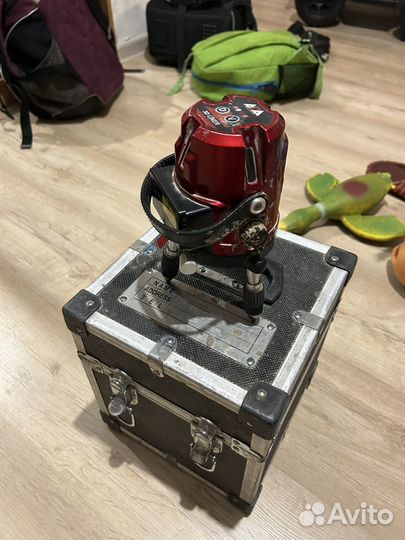 Лазерный уровень ADA