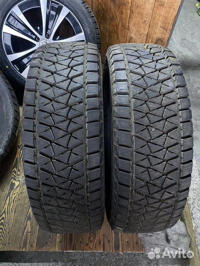 Bridgestone Blizzak DM-V2 255/70 R17