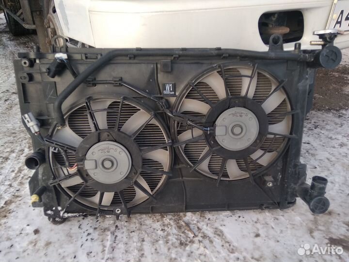 Радиатор двигателя Toyota Wish ZGE 20