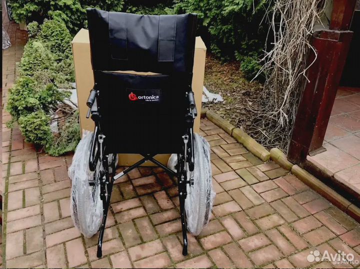 Инвалидная коляска с углом наклона спинки