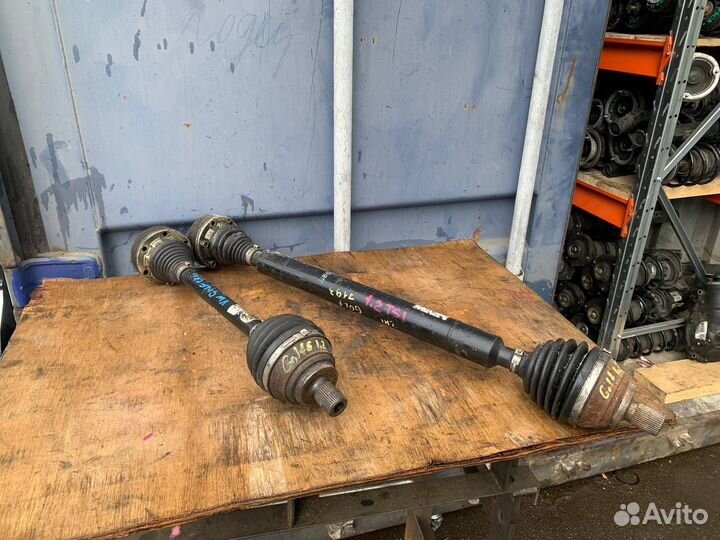 Привод в сборе передний левый Гольф Джетта Тоуран