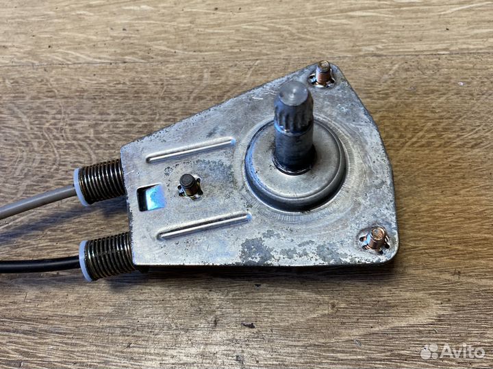 Mazda 626 gf задний правый стеклоподъёмник