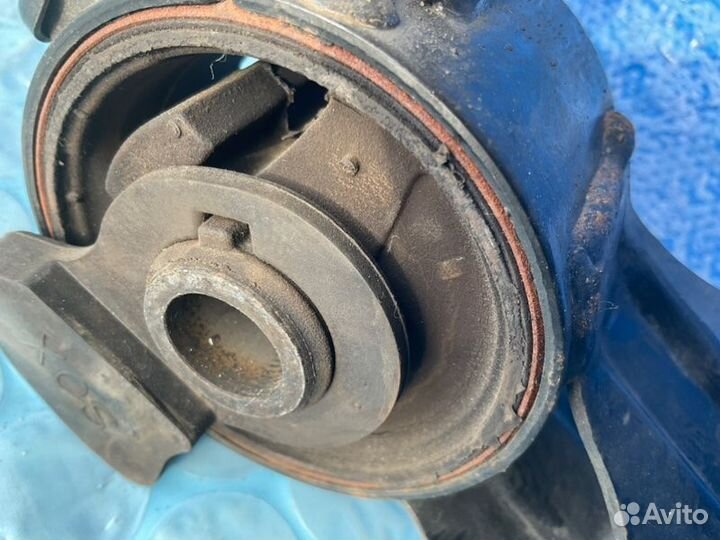 Подушка двигателя правая Acura Mdx YD2 J37A1 2010