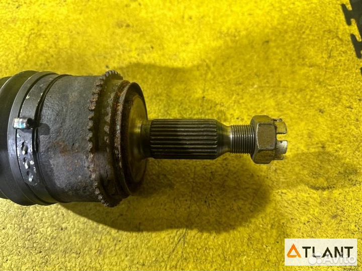 Привод передний правый mitsubishi pajero